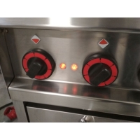 Zdjęcie produktu Kuchnia elektryczna z piekarnikiem REDFOX CF4-8ET/S